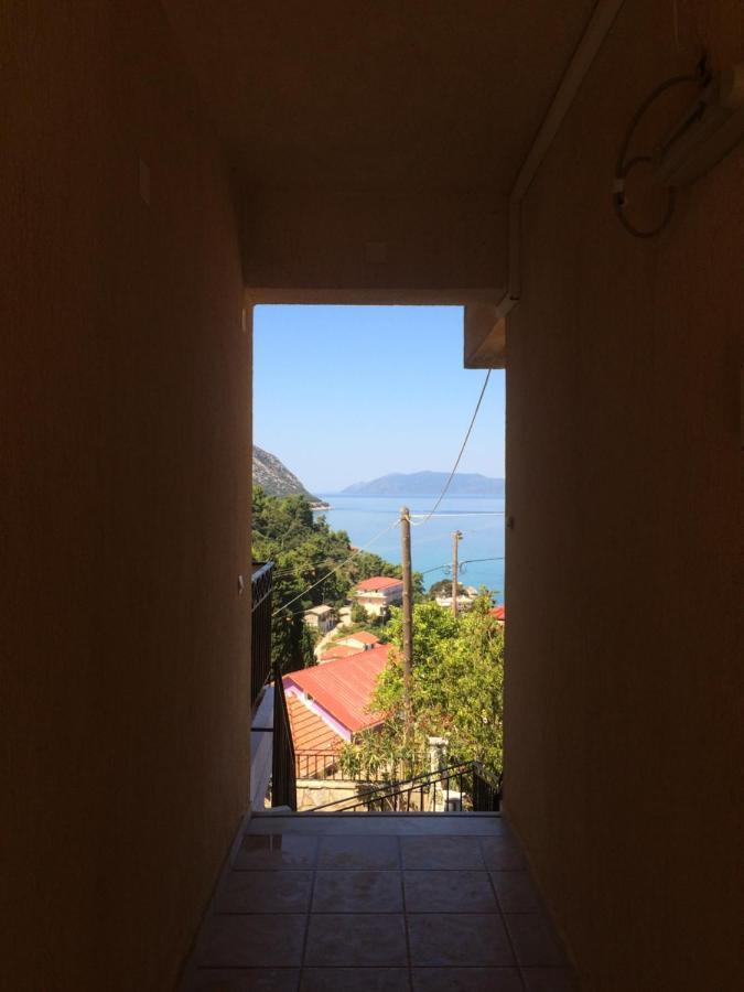 Giannatos' Studios - Makis Poros  Екстериор снимка