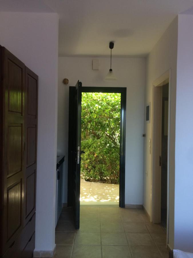 Giannatos' Studios - Makis Poros  Екстериор снимка